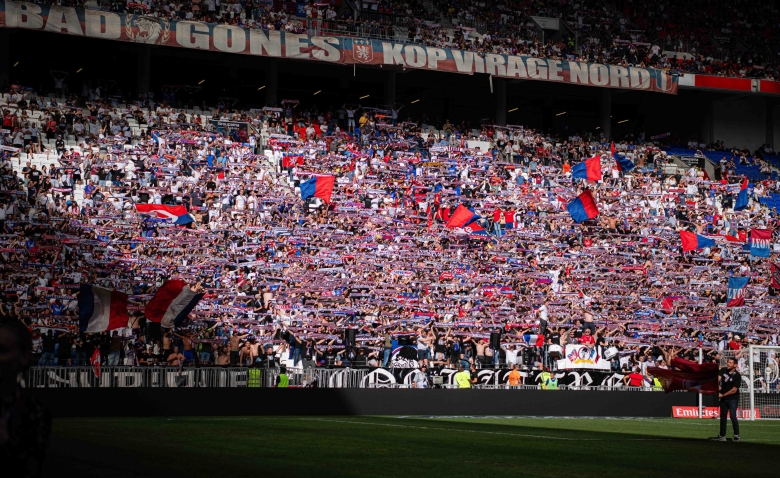 Illustration : "OL : Une décision du club fait parler à l'international !"