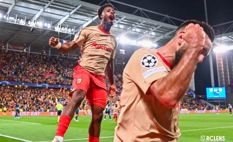 Illustration : "RC Lens : Une soirée sous tensions se profile à Bollaert face au PSV !"