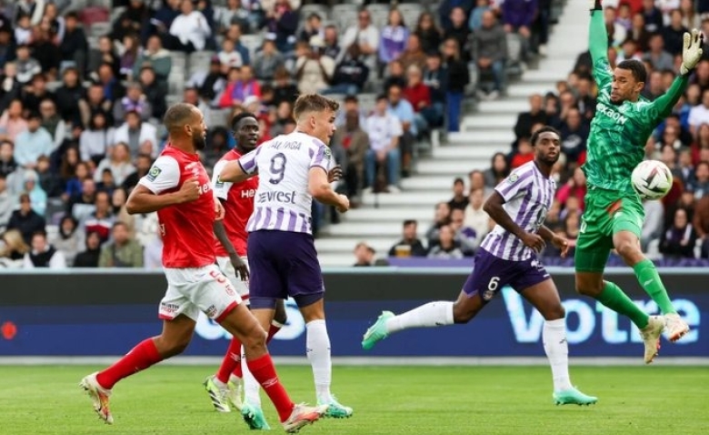 Illustration : "Toulouse FC : Un Toulousain se distingue grandement avant d'affronter Liverpool"