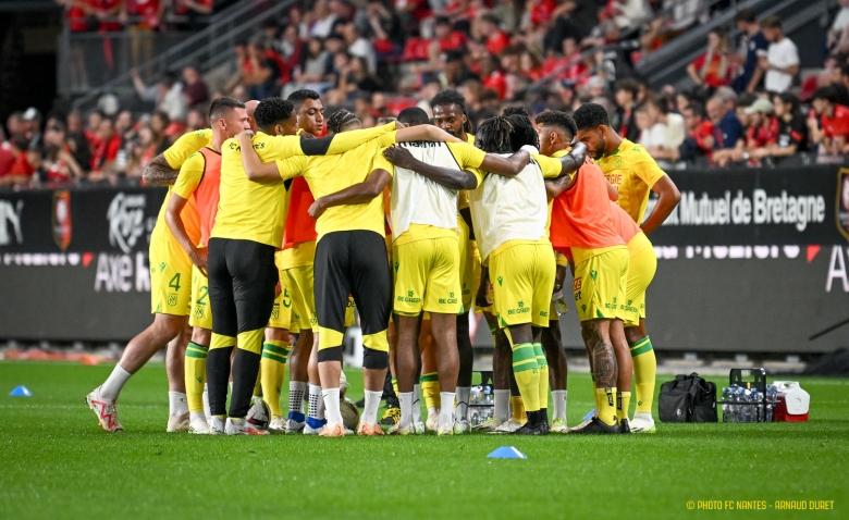 Illustration : "FC Nantes : Une polémique relancée autour d'un Canari"