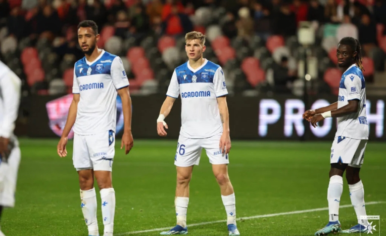 Illustration : "ASSE : l'AJA encaisse une très mauvaise nouvelle avant le choc ! "