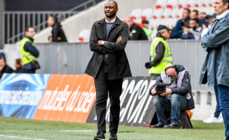 Illustration : "RC Strasbourg : Vieira handicapé de l'un de ses joueurs face à l'OM "