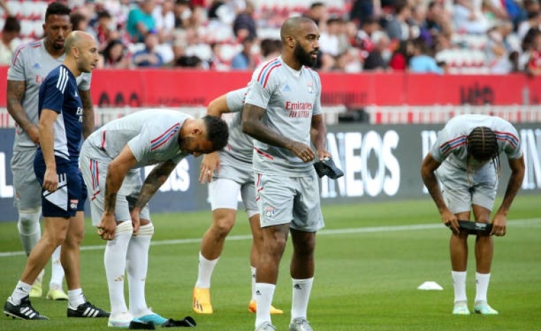 Illustration : "OL : Une figure bien connue du club exprime sa vision de la situation "