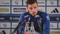 Illustration : "RC Strasbourg : Un joueur évoque un sujet épineux avant de recevoir l’OM !"