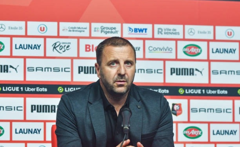 Illustration : "Mercato Rennes : La signature d'un nouveau phénomène en cours de négociation "