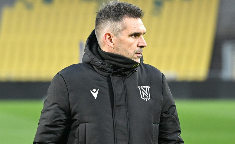 Illustration : "FC Nantes : Un détail du contrat de Gourvennec ne rassure pas les supporters "