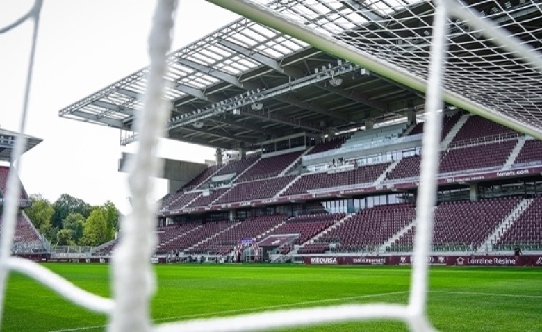 Illustration : "FC Metz : Les Grenats frappent fort avec une décision en faveur de leurs supporters ! "