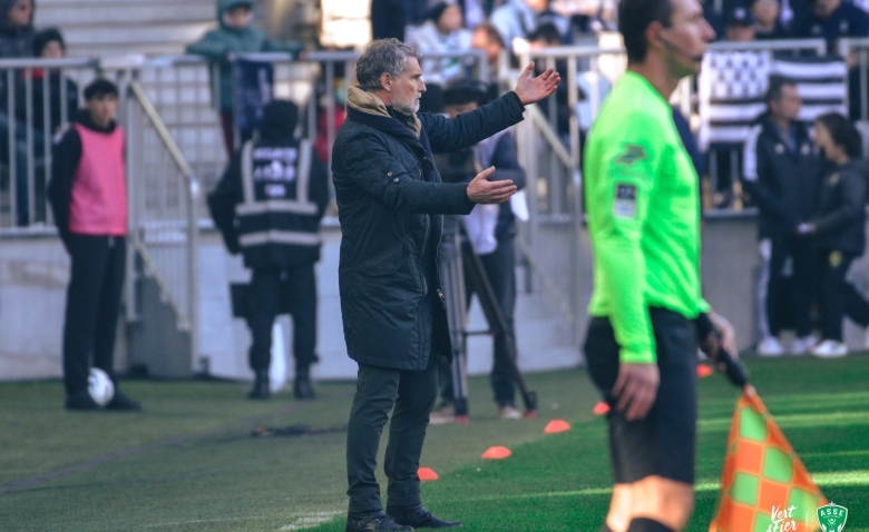 Illustration : "ASSE : Dall'Oglio envoie un message déjà cinglant à ses joueurs "
