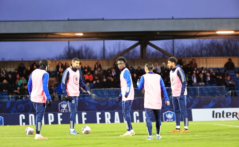 Illustration : "Mercato Bordeaux : Une étape cruciale franchie pour un transfert imminent !"