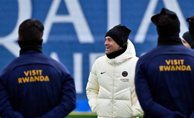 Illustration : "Mercato PSG : Un départ majeur proche de chambouler le mercato parisien ?"