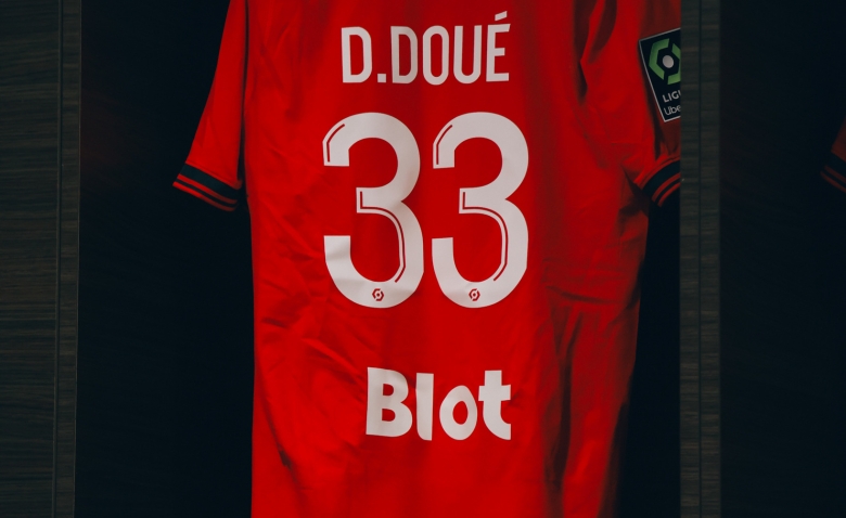 Illustration : "Stade Rennais : Julien Stéphan cible un point d'amélioration notable malgré la victoire à Lyon"