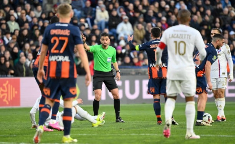 Illustration : "MHSC - OL : Deux décisions arbitrales litigieuses remettent en cause la VAR "