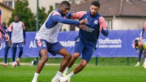 Illustration : OL : Un choix de Pierre Sage fait la différence contre le FC Metz !