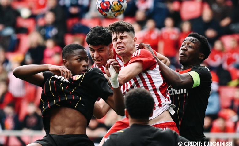 Illustration : "RC Lens : Un nouvel événement porte un gros coup dur aux Sang et Or"