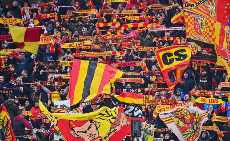 Illustration : "RC Lens : Une déclaration marque les Sang et Or avant le choc contre Lille !"