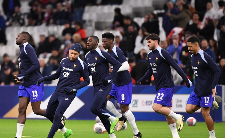 Illustration : "Équipe de France : Les Bleus connaissent leur dernier adversaire pour l’EURO 2024 !"