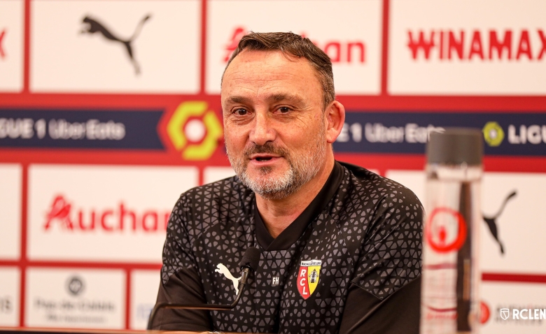 Illustration : "RC Lens : Des changements drastiques attendus après la défaite à Lille ?"