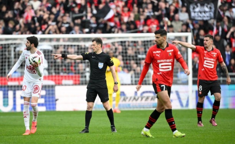 Illustration : "Stade Rennais : Une sortie cinglante d’un cadre après Brest"