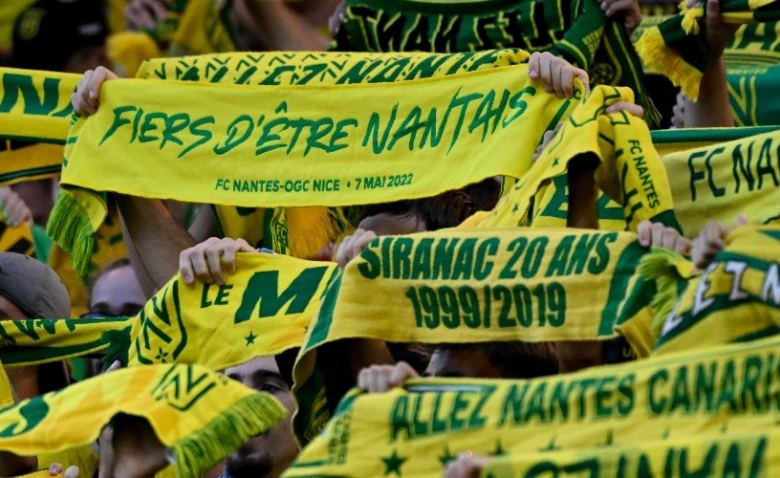 Illustration : "Mercato Nantes : une nouvelle cible alléchante dans le viseur des Canaris ?"