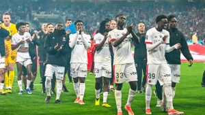 Illustration : Mercato Nice : Un titulaire de Farioli se dirige vers un départ