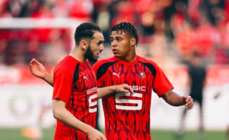 Illustration : "Mercato Rennes : une destination prestigieuse pour un joueur bien connu ! "