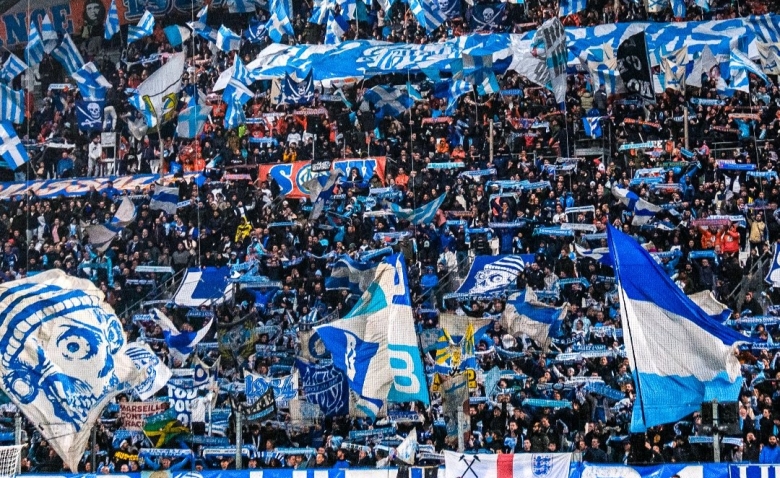 Illustration : "Mercato OM : Un renfort ambitieux envisagé par le club "