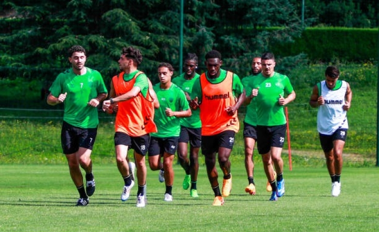 Illustration : "ASSE : Une grande surprise pour Dall'Oglio avant l'OM "
