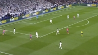 Illustration : "Real Madrid 2 - 1 Atlético Madrid : le résumé et les buts en vidéo - LDC 2024-25 (8es de finale, Aller)"