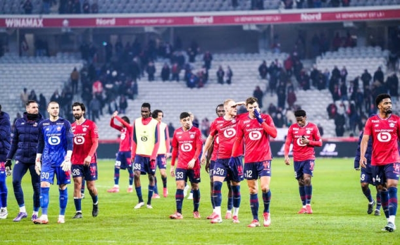 Illustration : "LOSC : Encore un coup dur pour Génésio après la Ligue des Champions"