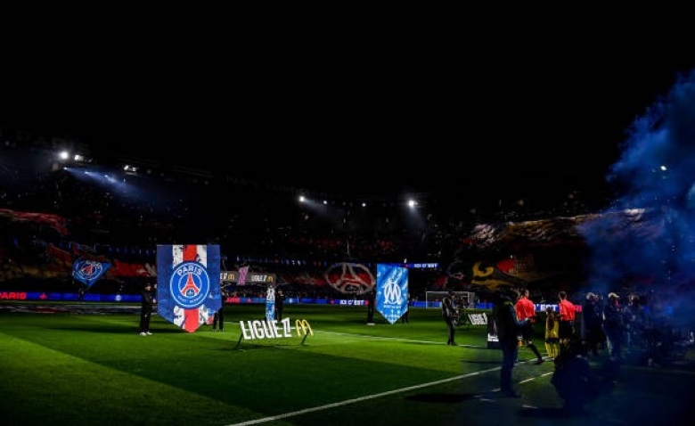 Illustration : "Mercato PSG : Le club en passe d'être doublé par l'OM sur le dossier d'un crack ?"