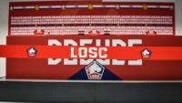 Illustration : "LOSC : Plusieurs absences majeures annoncées par Genesio avant le derby !"