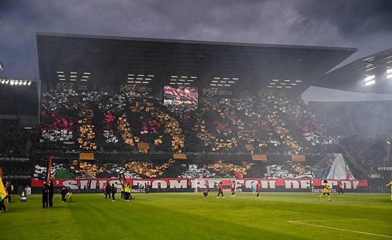Illustration : "Mercato Rennes : Un renfort alléchant va débarquer dans l'entrejeu de Beye cet été !"