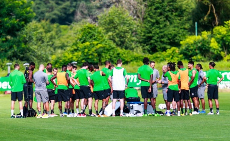 Illustration : "ASSE : Un prodige stéphanois suscite un enthousiasme grandissant auprès des supporters !"