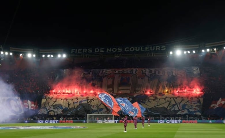 Illustration : "Mercato PSG : Une pépite parisienne au cœur d'un deal majuscule cet été ?"