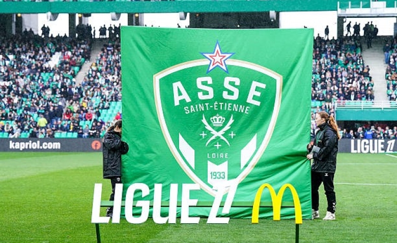 Illustration : "Mercato ASSE : De nombreux départs annoncés suivis de plusieurs arrivées prometteuses !"