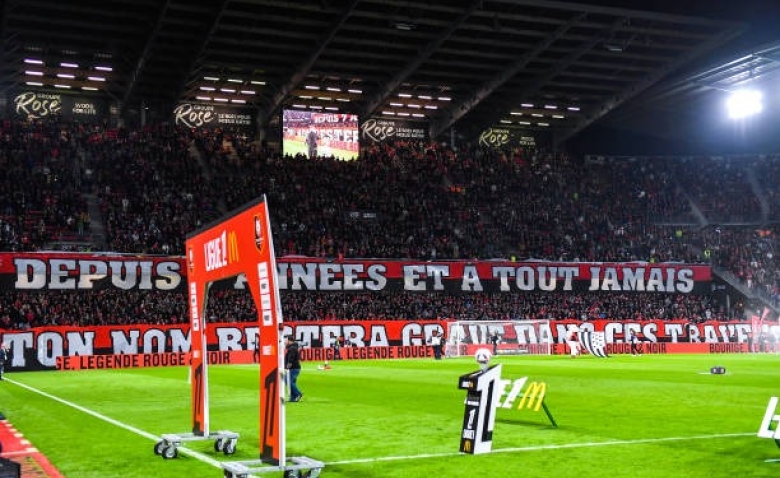 Illustration : "Mercato Rennes : Un départ imminent en défense et un nouveau dossier surprenant activé "
