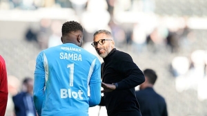 Illustration : Mercato Rennes : Le SRFC s'est-il tiré une balle dans le pied avec les signatures de Samba et Fofana ?