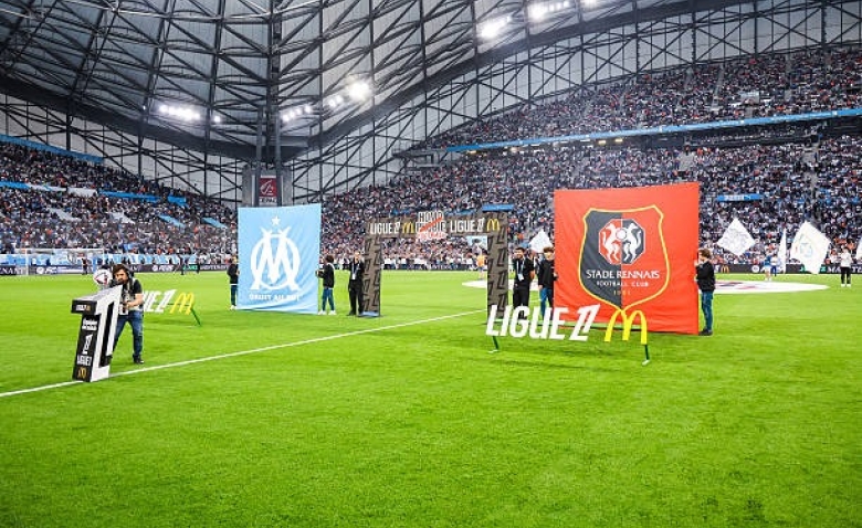 Illustration : "Mercato OM : Un échange de joueurs évoqué avec un club ami de Ligue 1 !"