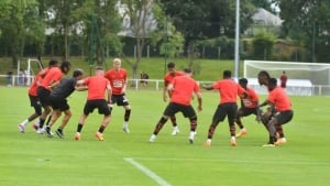 Illustration : Mercato Rennes : Un ex-entraîneur du SRFC s'embarque dans un défi insolite à l'étranger