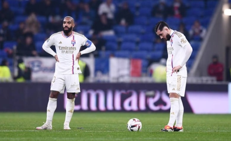 Illustration : "Mercato OL : Deux arrivées surprenantes se profilent dans la foulée du départ de Cherki"