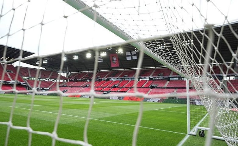 Illustration : "Mercato Rennes : Un signature longue durée suscite déjà de gros doutes chez les supporters "