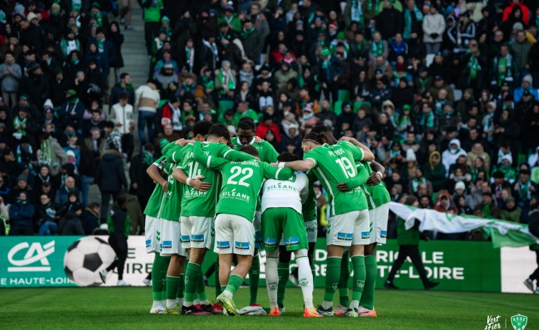 Illustration : "Mercato ASSE : Un échange inédit se prépare avec un pensionnaire de Ligue 1 !"