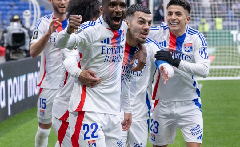 Illustration : "Mercato OL : Vers une nouvelle vente XXL officialisée après celle de Cherki !"