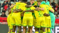 Illustration : "Mercato FC Nantes : Un jeune talent en partance vers la Ligue 2"