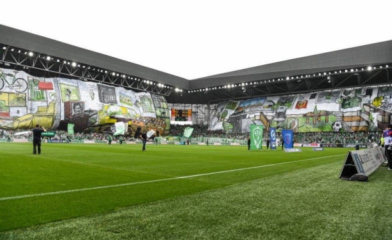 Illustration : "Mercato ASSE : Plusieurs pistes étonnantes à moindre coût activées par les Verts cet été ?"