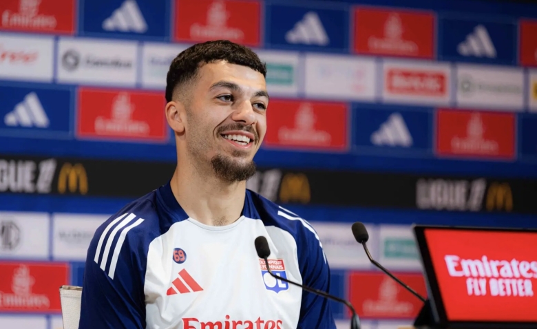 Illustration : "Mercato OL : Plusieurs prétendants vont faire flamber les prix d'un crack lyonnais !"