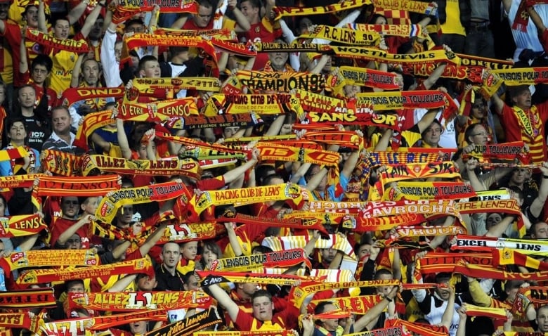 Illustration : "Mercato RC Lens : Un buteur danois en direction de Bollaert ? "