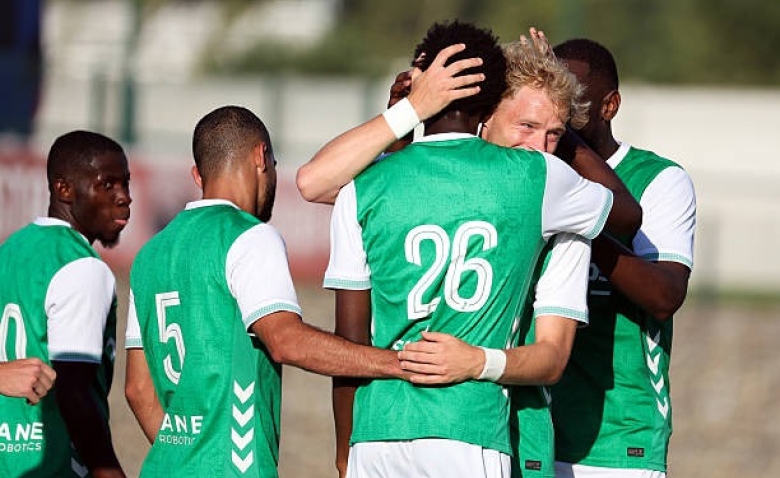 Illustration : "Mercato ASSE : Une belle surprise pour un Vert malgré les rumeurs de départ"