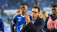 Illustration : "Mercato Strasbourg : un renfort prometteur débarque pour dynamiser l’entrejeu"