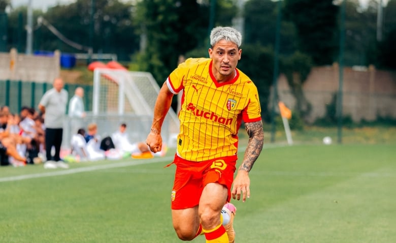 Illustration : "RC Lens : Une recru déjà en vue lors du match de préparation "